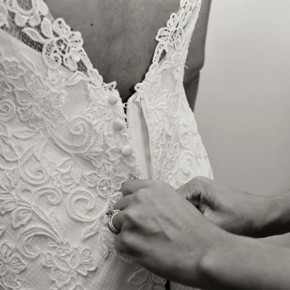 Allure Couture c202 wedding gown - Picture 7 of 8